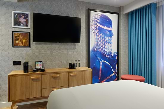 NYX Hotel Edinburgh - Superior Star with Queen Bed v2