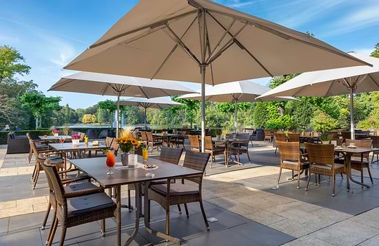Leonardo Royal Hotel Köln Am Stadtwald - Terrace