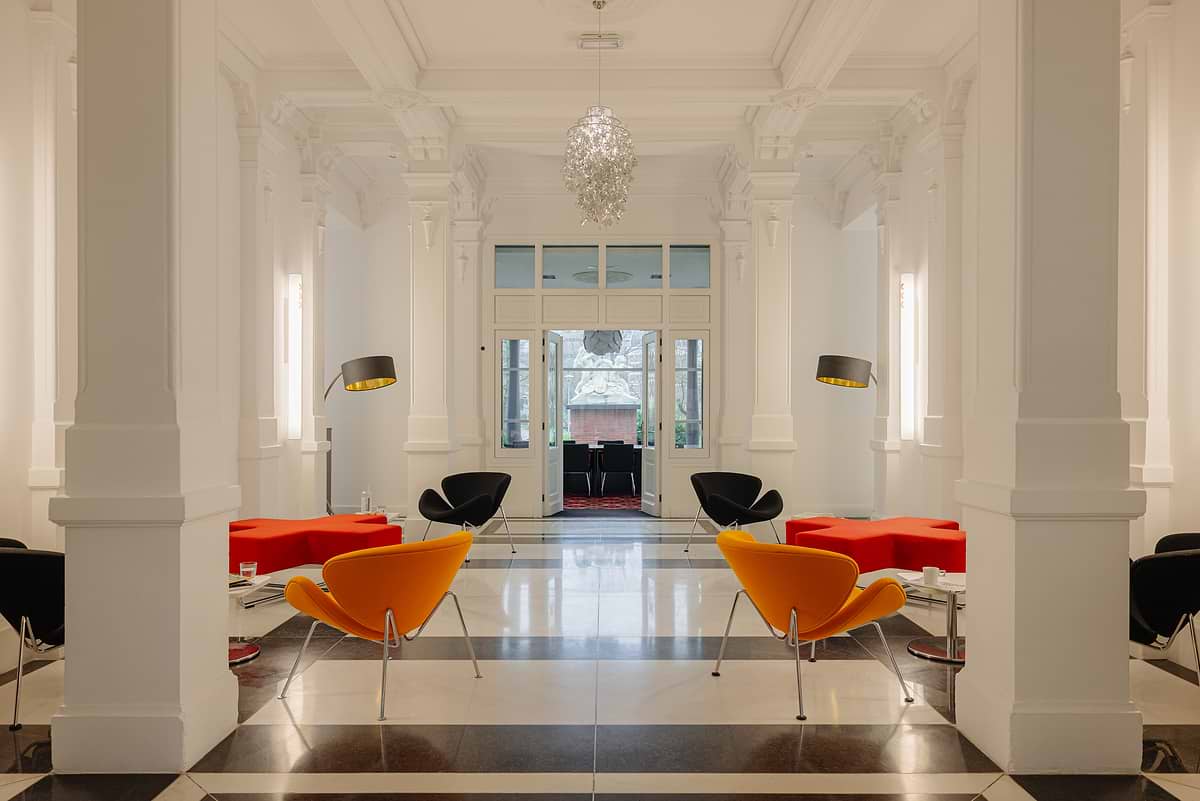 The Manor by Leonardo Hotels - Vestíbulo