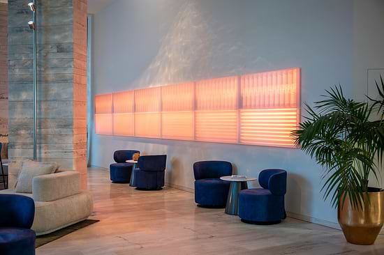 THE YACHT - Lobby
