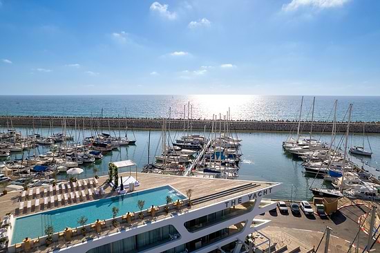 THE YACHT - Rooftop club marine