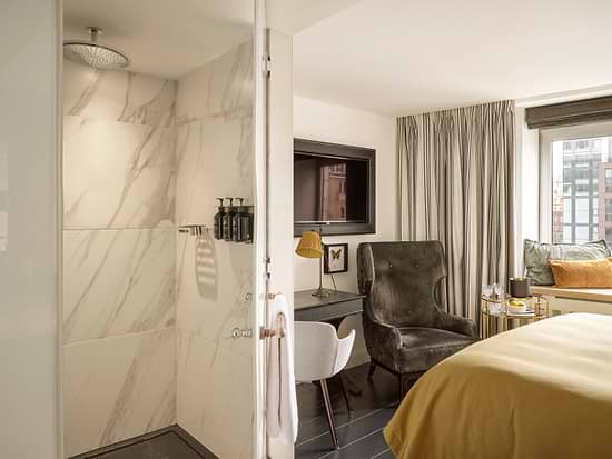 The Nikolai Hotel Hamburg - Leonardo Limited Edition - Nikolai Boutique