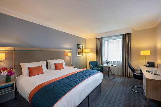 Leonardo Royal Hotel Brighton Waterfront - Superior King Room