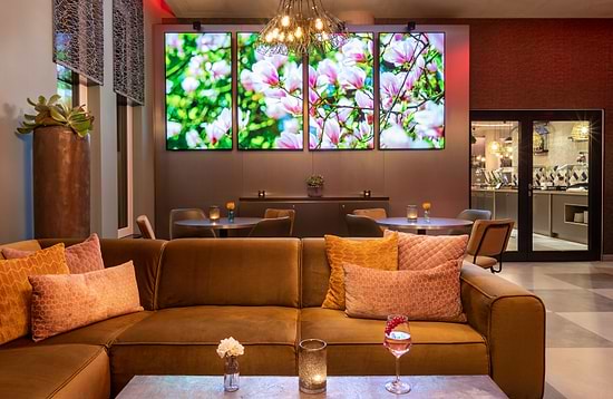 Leonardo Hotel Dortmund - Virtual Entertainment/Lobby
